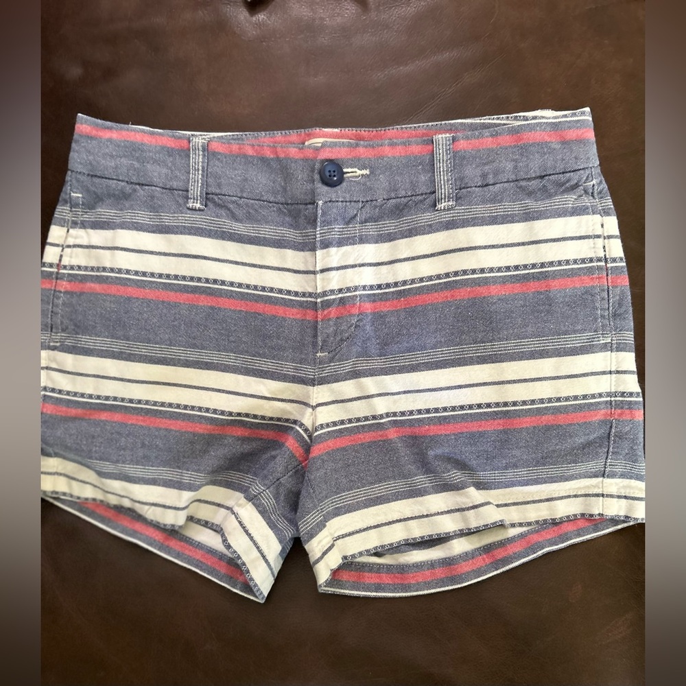 Gap Size 2 ~ linen like but won’t wrinkle